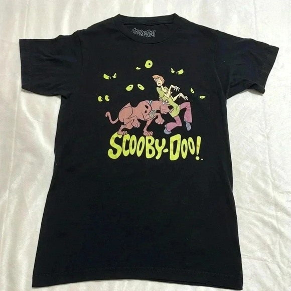 ♥️♥️💙 Scooby-doo T shirt - Picture 1 of 3